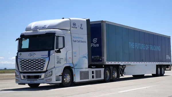 Hyundai Plus fuel cell ev self-driving autonomous truck Xcient