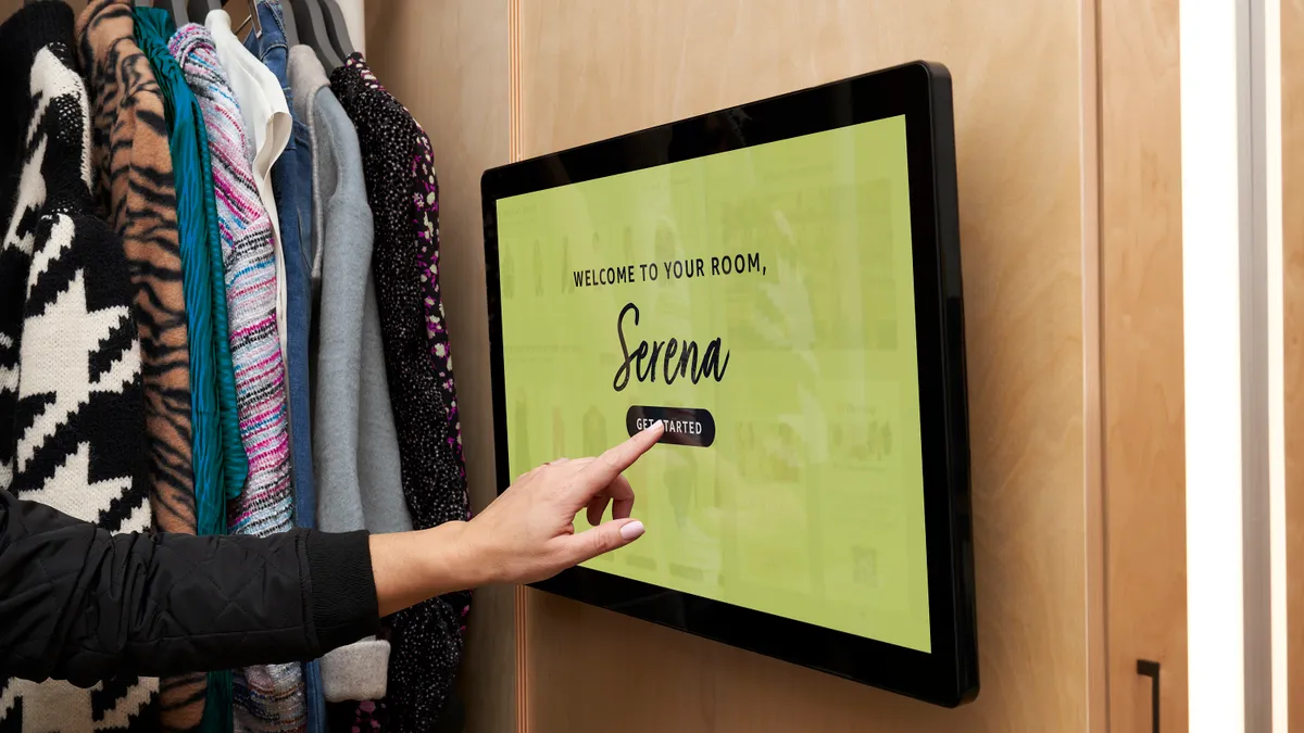 Amazon Style fitting room technology