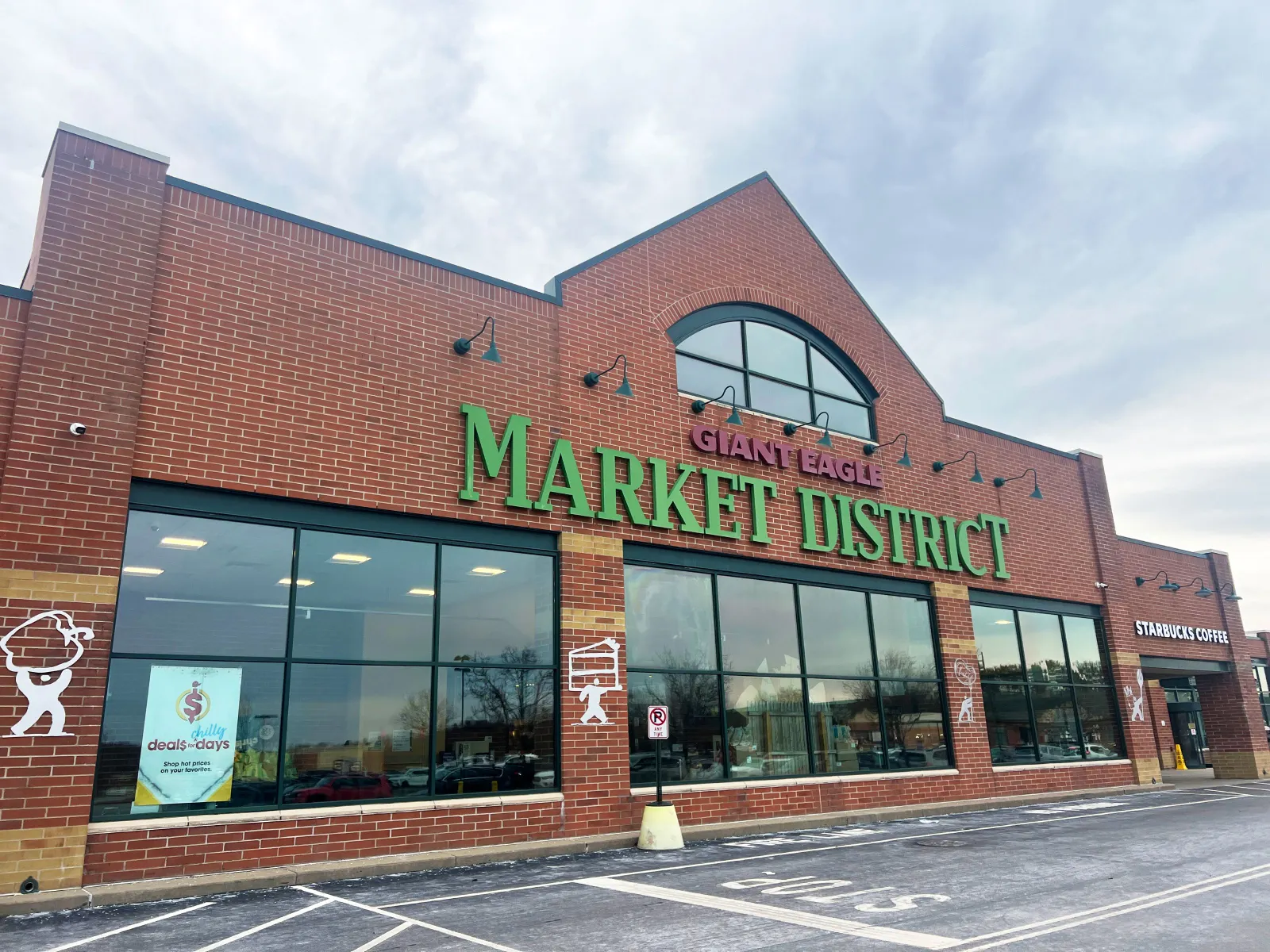 Exterior of a grocery store.