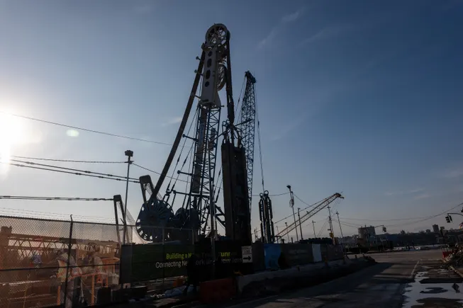 Project delays pushed construction stress up to start 2026