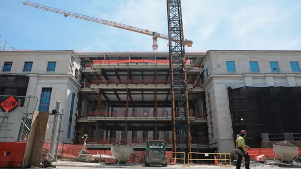Federal Reserve building under construction