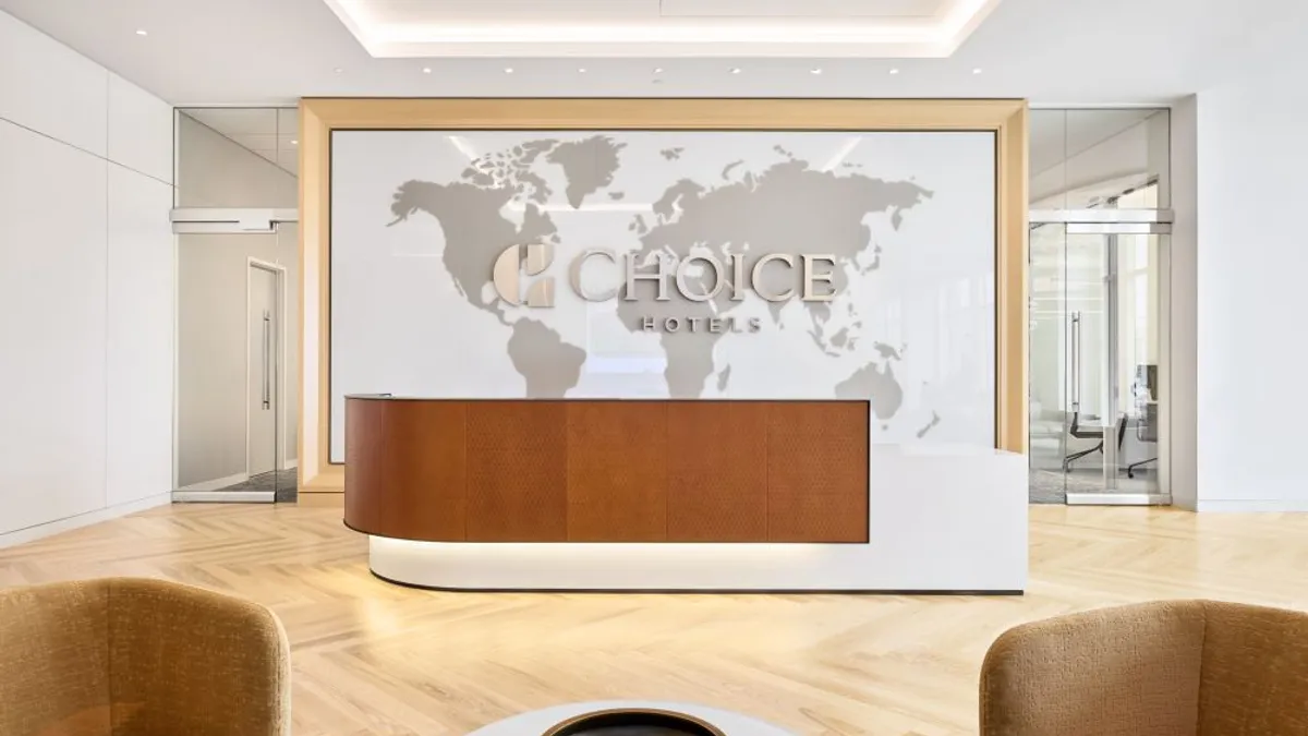 Choice Hotels forges ahead in upscale with Radisson upgrades | Hotel Dive