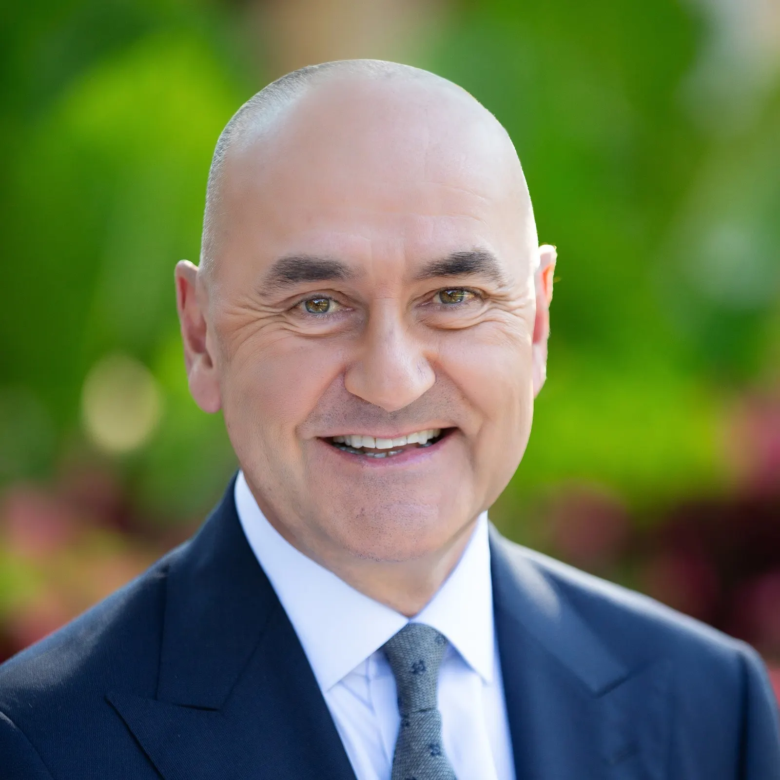 Headshot of Stephen Scherger smiling