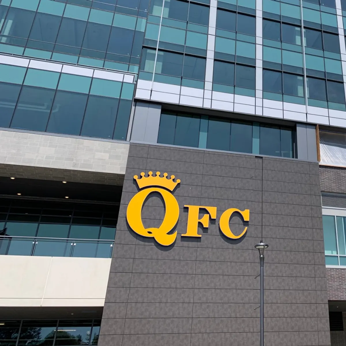 Inside the store: QFC's new Seattle flagship