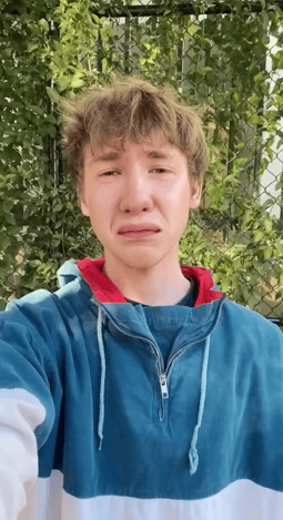 Snapchat crying Lens