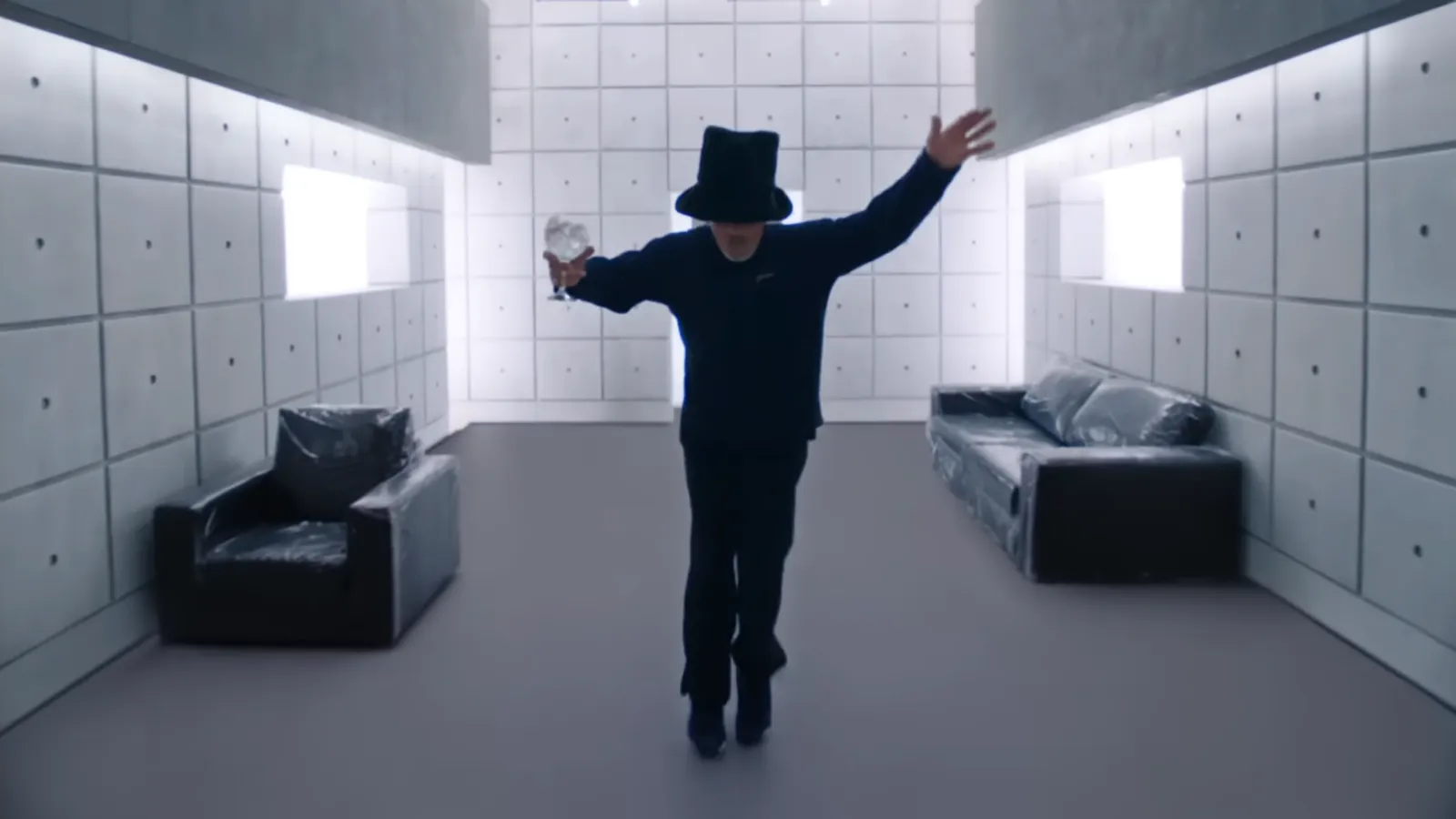 Campaign Trail: Beefeater revisits Jamiroquai video for zero-proof gin