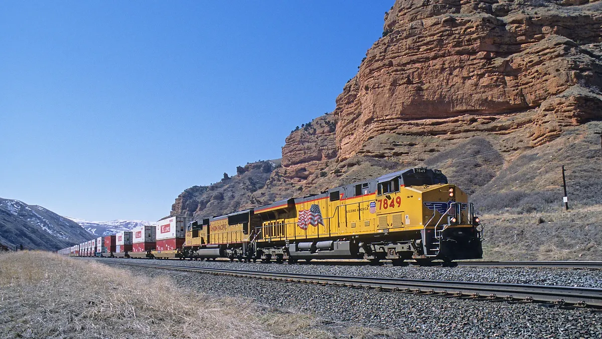 Union Pacific intermodal